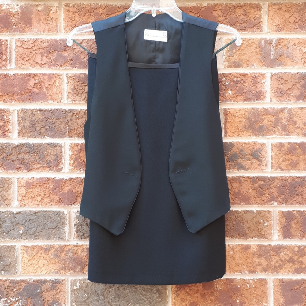 Braemar Petites 2 Piece Black Skirt and Vest Suit